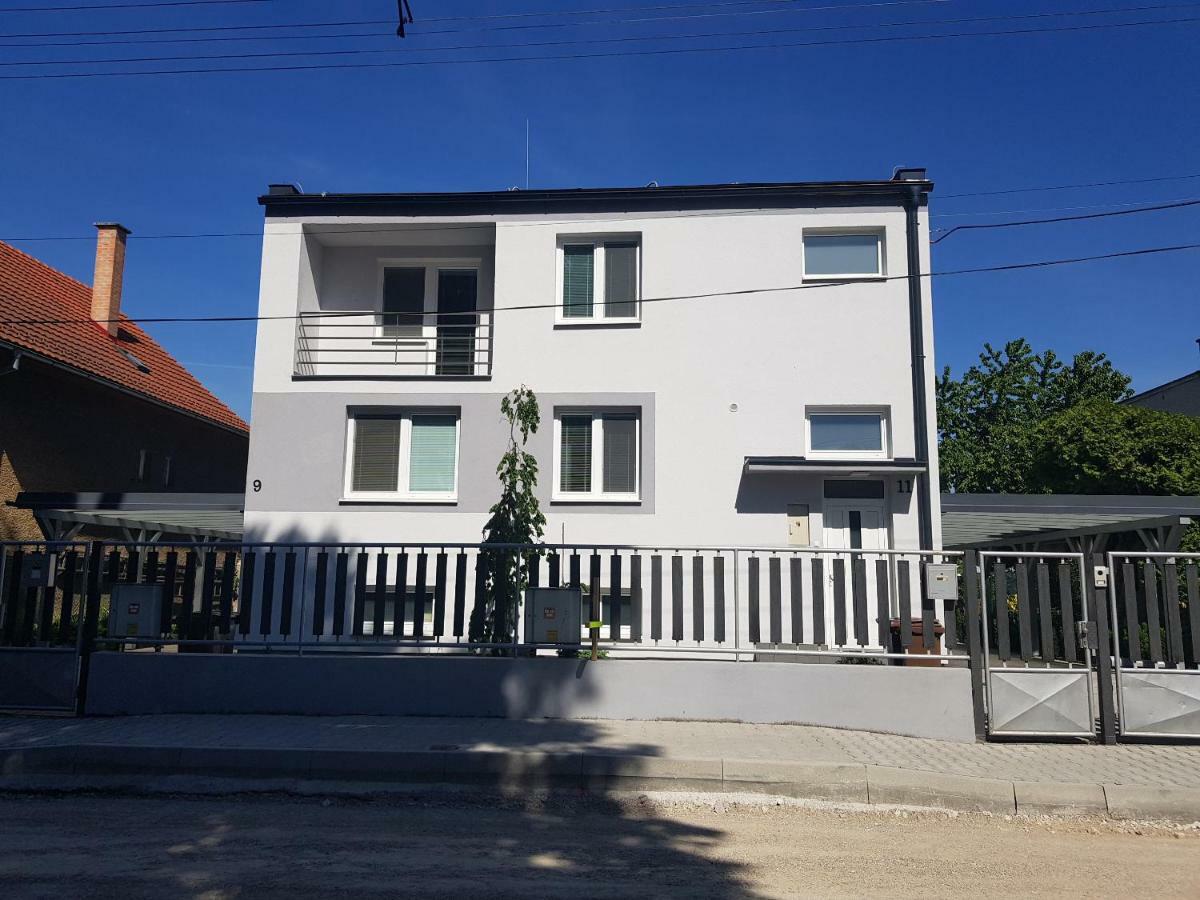 Vip Apartmany Zabnik Prievidza Exterior photo