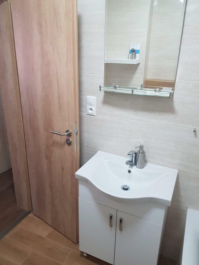 Vip Apartmany Zabnik Prievidza Exterior photo